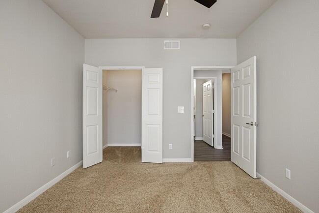 2BR- 2 BA- Renaissance