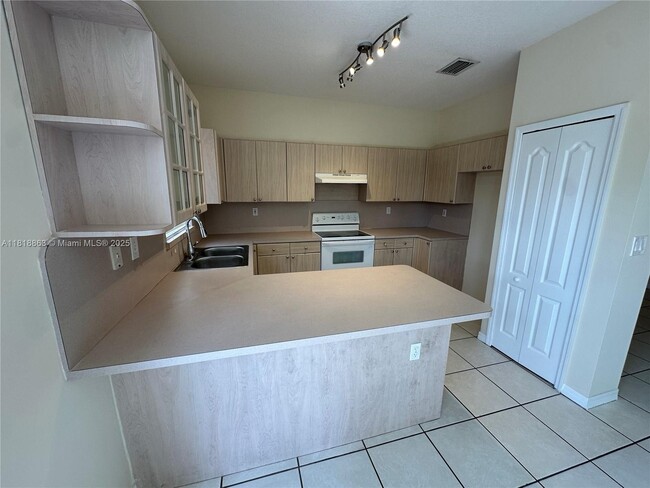 Photo - 10869 SW 88th Ter