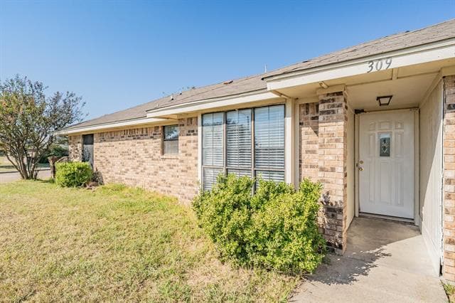 Photo - 309 Creekside Dr