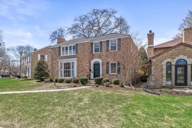 Photo - 5457 N Berkeley Blvd