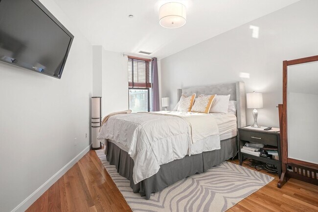 Photo - 75 Clarendon St Unit 403