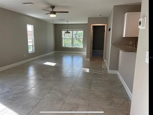 Photo - 157 Boundary Blvd