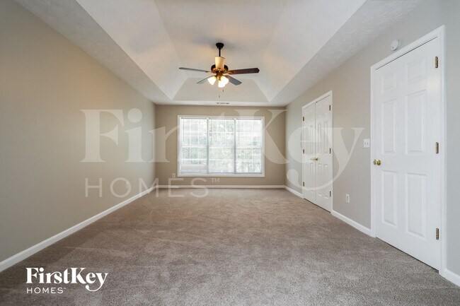 Photo - 745 Somerset Vale Dr
