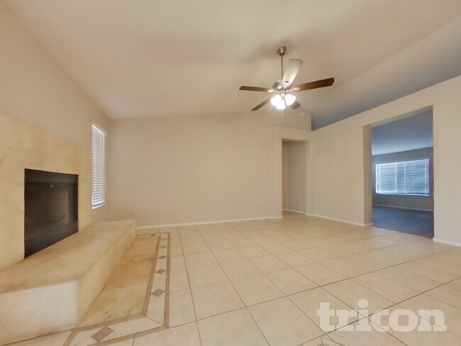 Photo - 11944 N 68th Ln