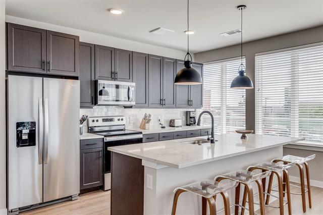 Photo - 3900 Commerce St Unidad 620