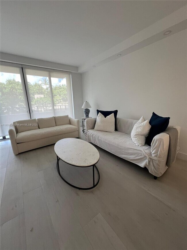 Photo - 251 Crandon Blvd Unidad 202