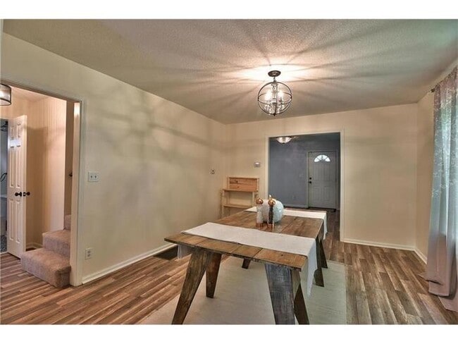 Beautiful Waldo Property - First Floor Living