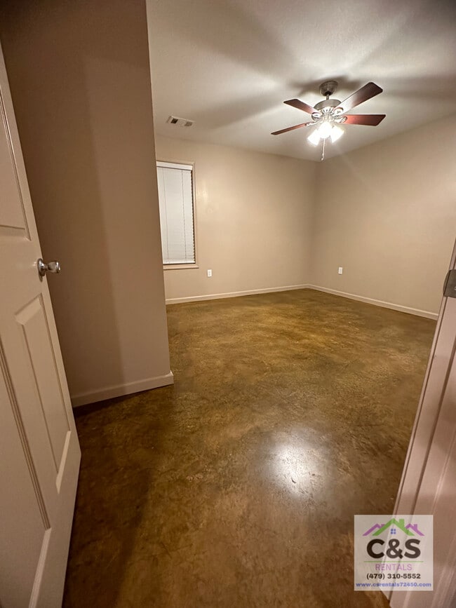 Photo - 601 N 6-1/2 St Unit 3