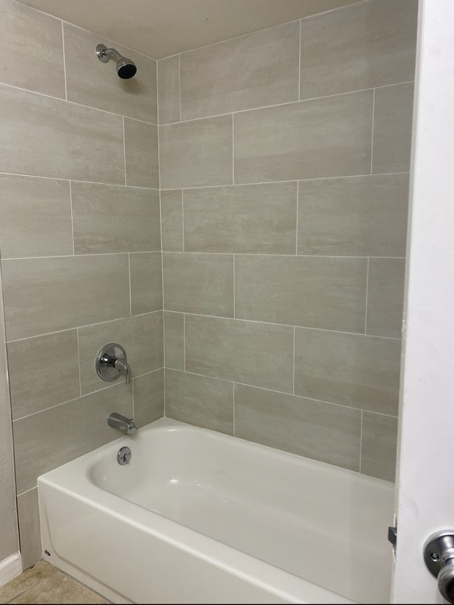 Spanish Crest Apartments