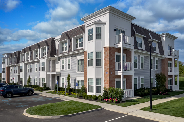 Fairfield Townhomes at Islip - Fairfield Townhomes at Islip