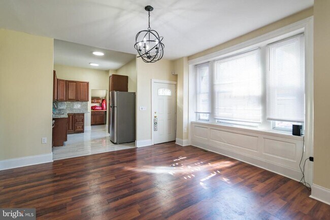 Photo - 5426 Jefferson St