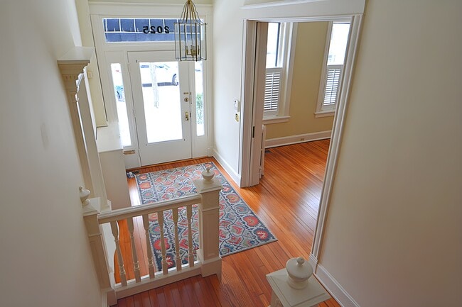 Photo - 2025 Grove Ave