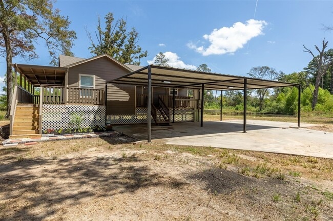Photo - 1906 County Rd 3434N