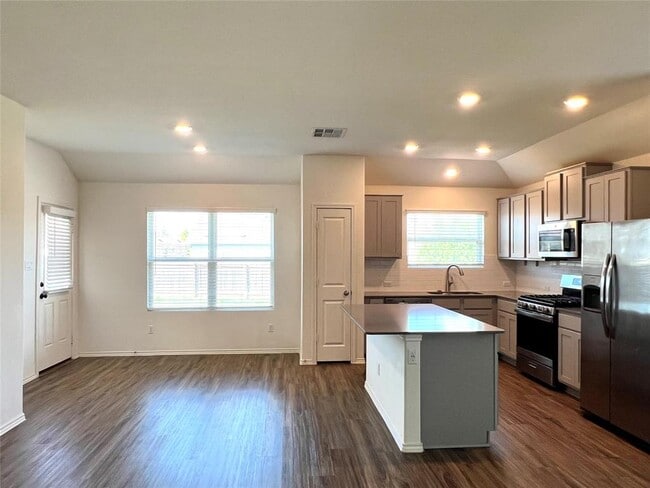 Photo - 129 Concho Brook Bnd