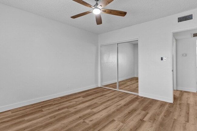 112 E Buckthorn St Unidad 07