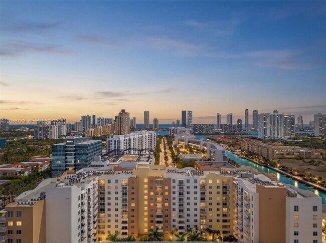 18800 NE 29th Ave Unit 904