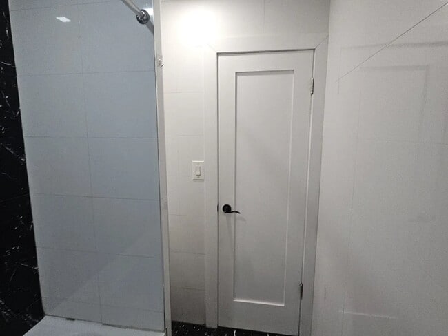 Photo - 325 Ave E Unit 3, Bayonne, NJ 07002