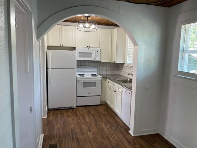Photo - 1 bedroom/1 bath apartment