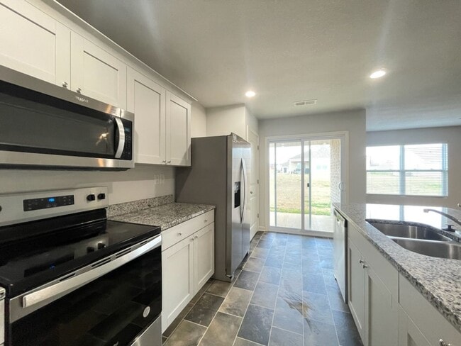 Photo - BRAND NEW HOME!