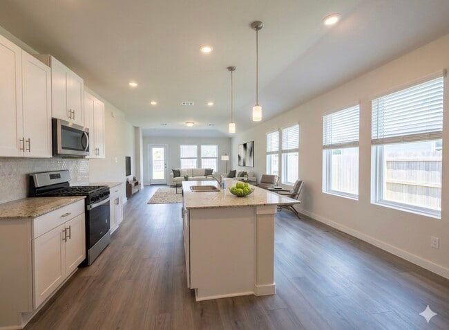 Building Photo - 5549 Madden Ln
