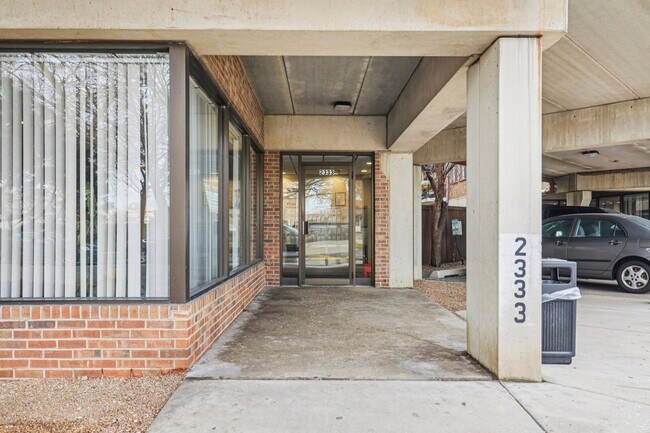 Photo - 2333 N Neva Ave Unit 101C