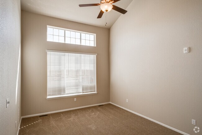 2 BR, 2.5 BA - 1,472 SF