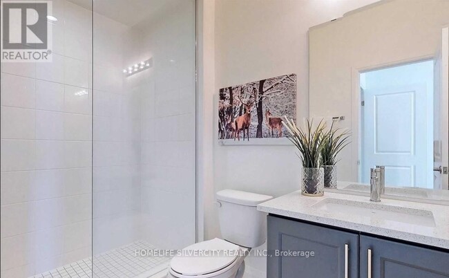 Photo - 783 Port Darlington Rd