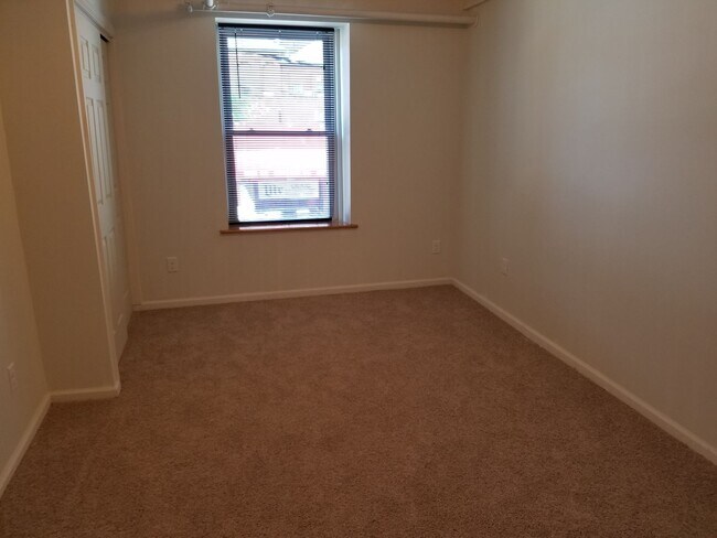 Photo - Incredibly Spacious 3 Bedroom / 3 Bathroom...