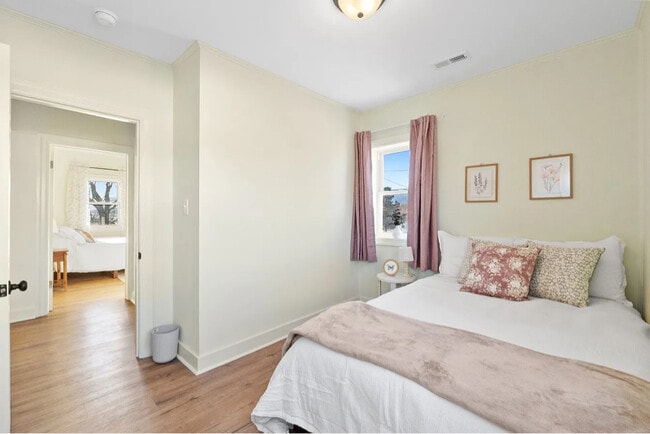 Photo - 701 S 2nd St