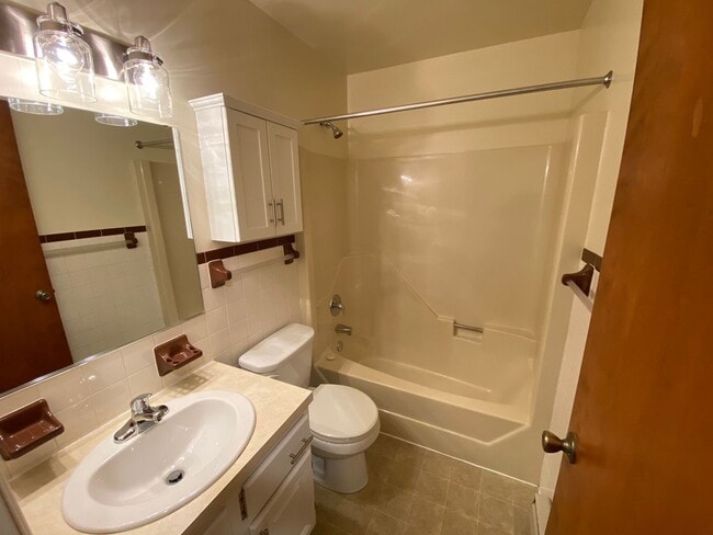 Photo - Modern 2 Bedroom 1 Bath Apartment on 2nd Floor! Unit 85C