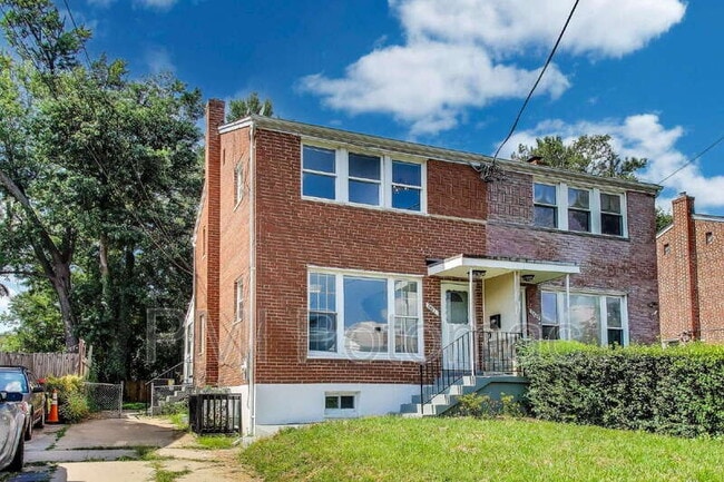 Photo - 3407 Floral St