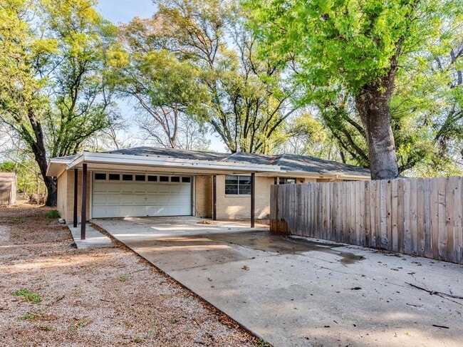 Photo - 10606 Macmora Rd