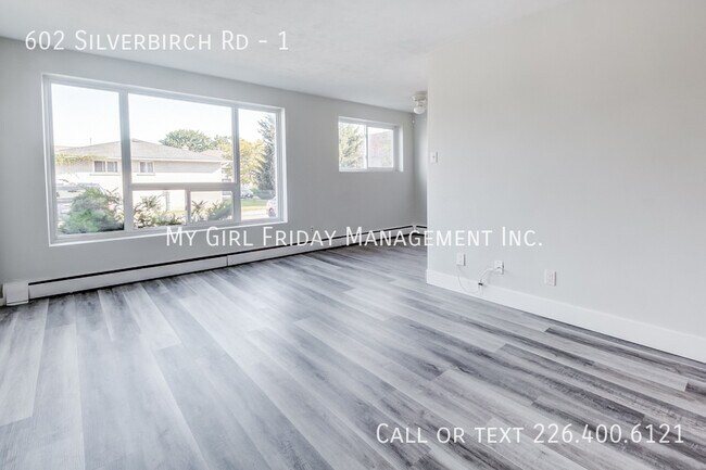 Photo - 602 Silverbirch Rd Unité 1