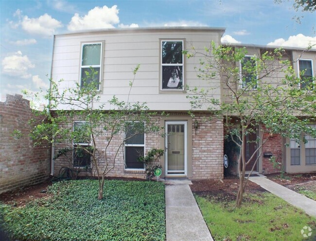 Building Photo - 14171 Misty Meadow Ln Rental