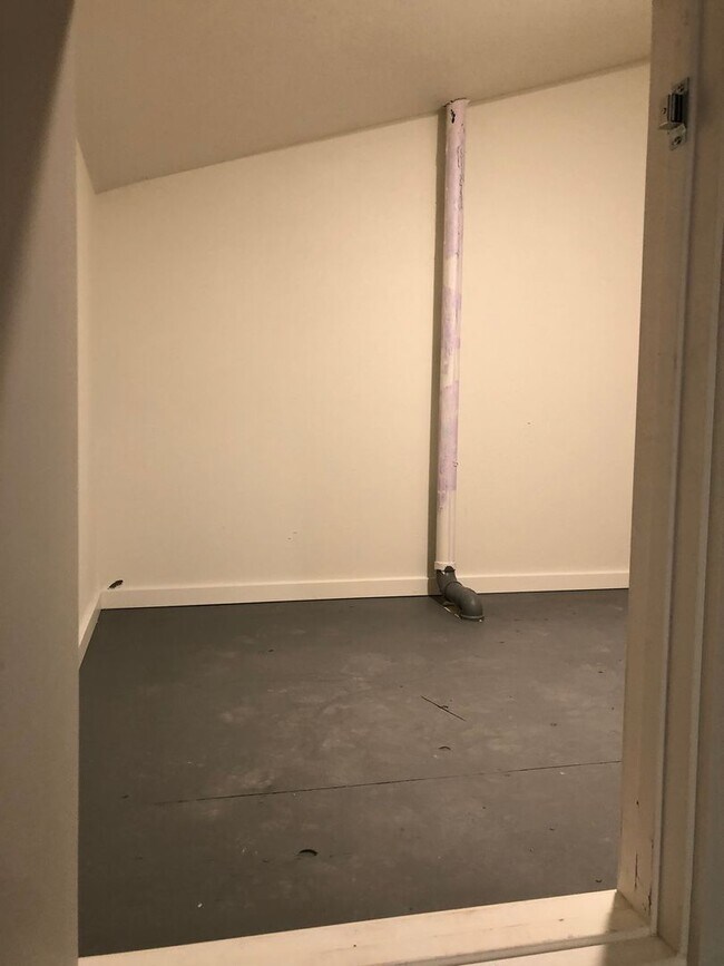 Photo - Here/Bell Bell Unidad Bell