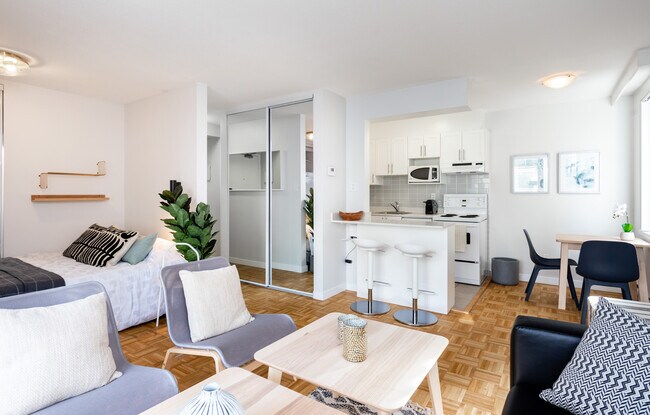 Photo - Somerset Unit 00307