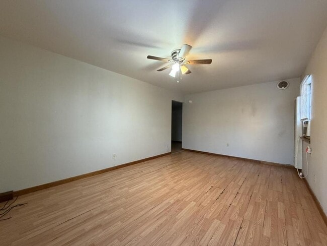 Photo - 7 N Severance St