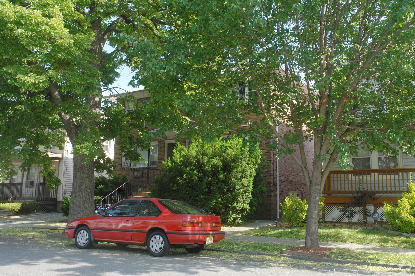 Photo - 452-454 Compton Ave