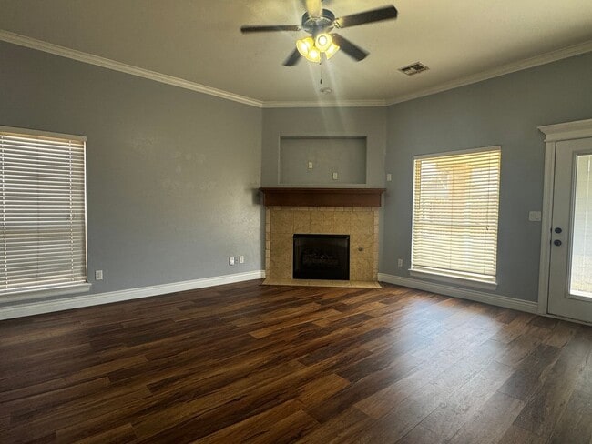 Photo - 5708 NW Valor Ave