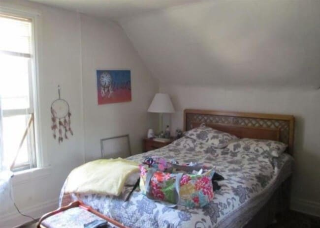 Photo - 411 S Simon St