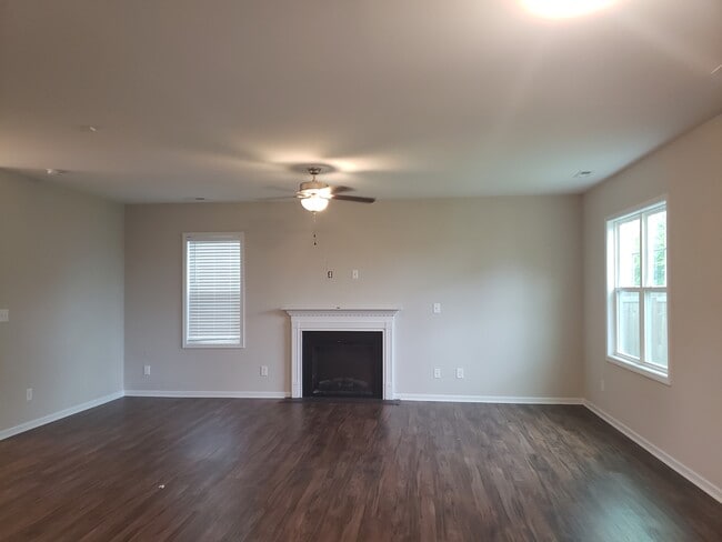 Photo - 169 Chatfield Dr.