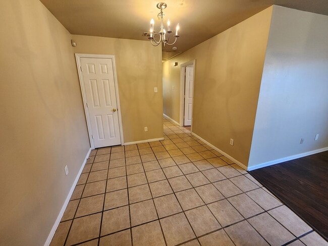 Photo - 3 Bedroom Duplex In South Fort Worth Unit 939 Baker Street