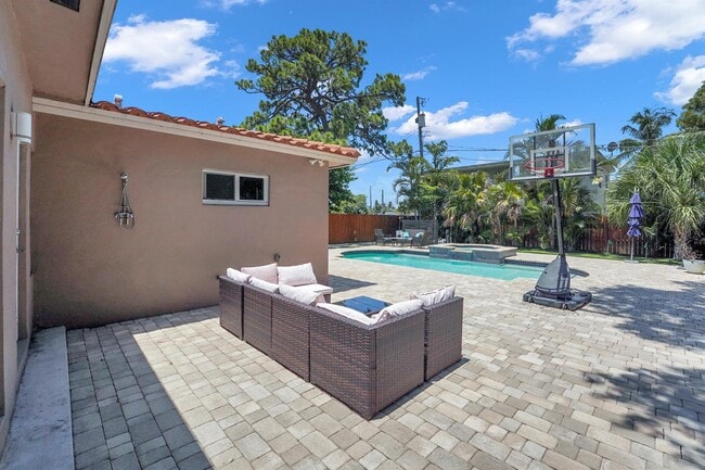 Photo - 1305 NE 1st Ave