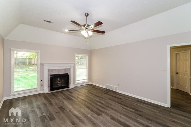 8994 Fletcher Park Cir N