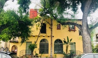 Beautiful vintage bldg - 6132 Orange St