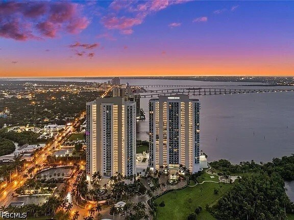 Photo - 3000 Oasis Grand Blvd Unit 2402