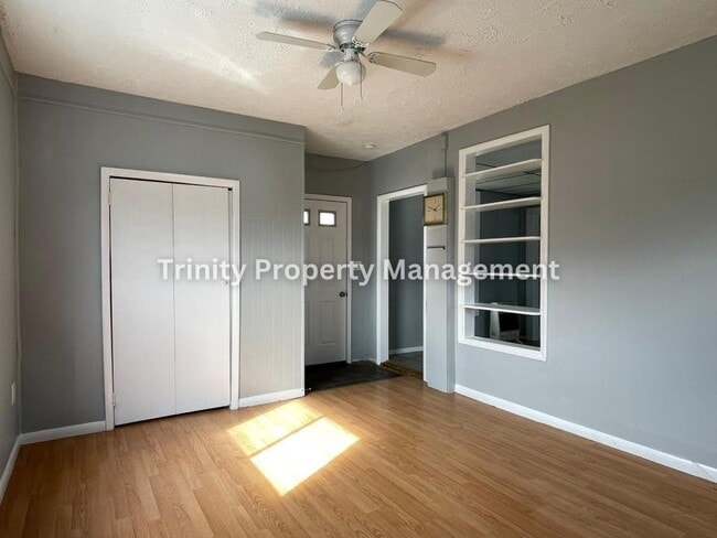 Photo - 116 1/2 Maryland Ave