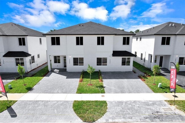 Photo - 22555 SW 125th Ave