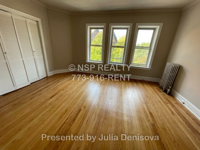 Photo - 4267 W Addison St Unidad 1