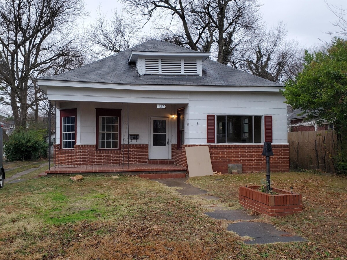 Photo - 427 N 13th St